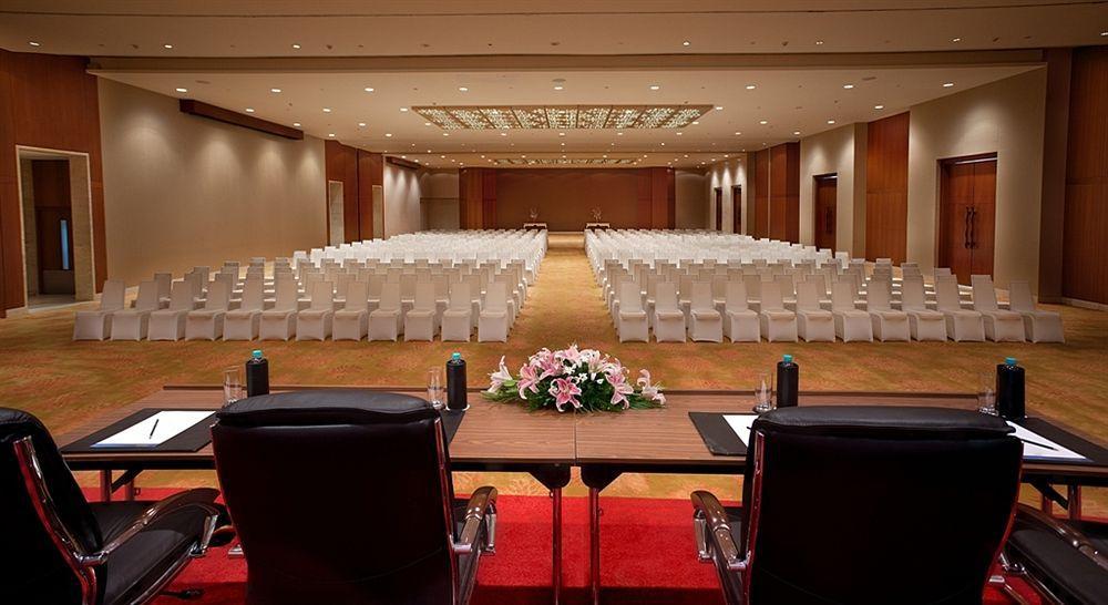 Novotel Varun Hotel Visakhapatnam