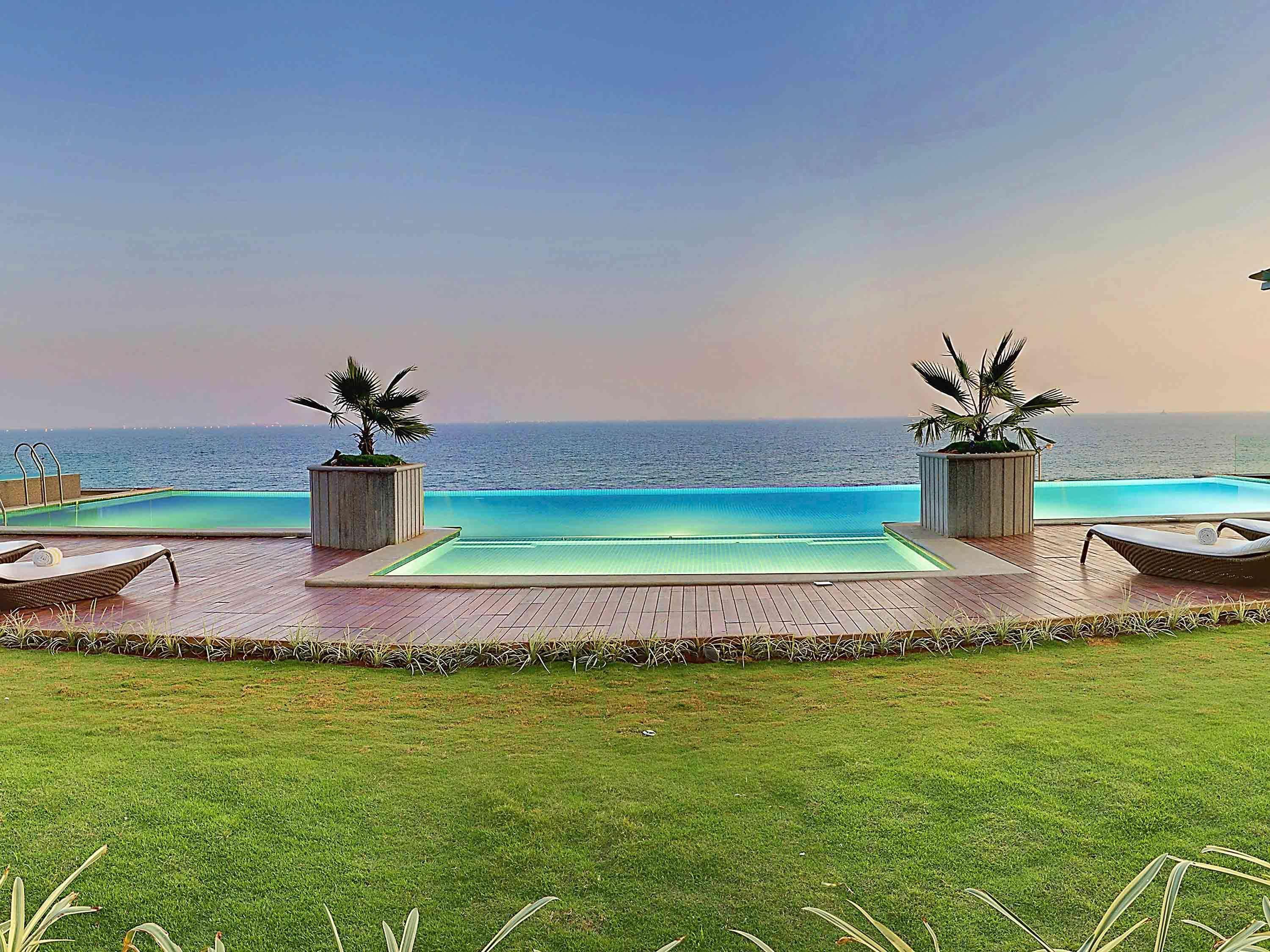 Novotel Varun Hotel