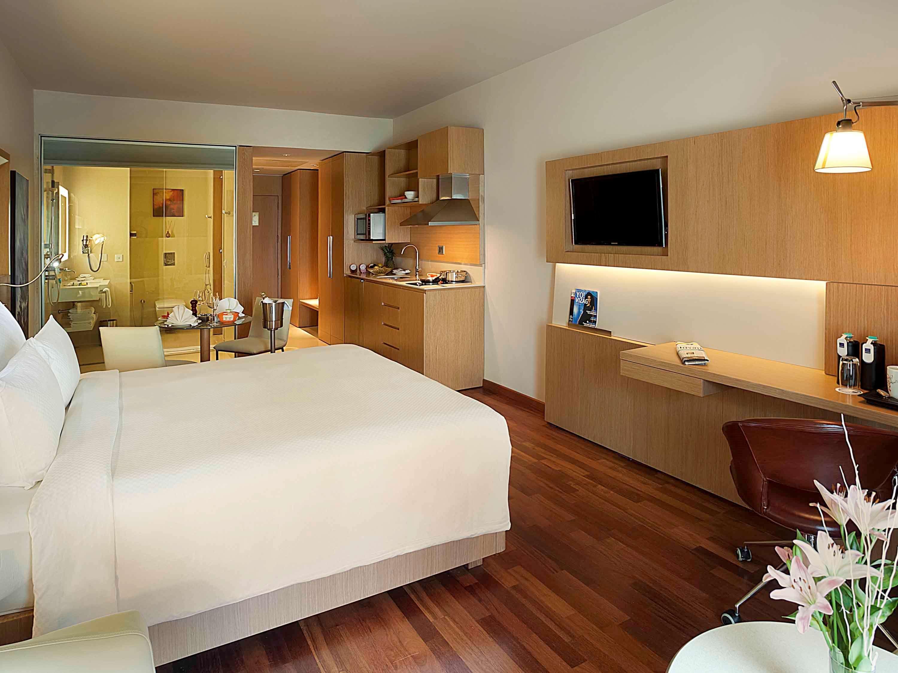 Hotel Novotel Varun Visakhapatnam