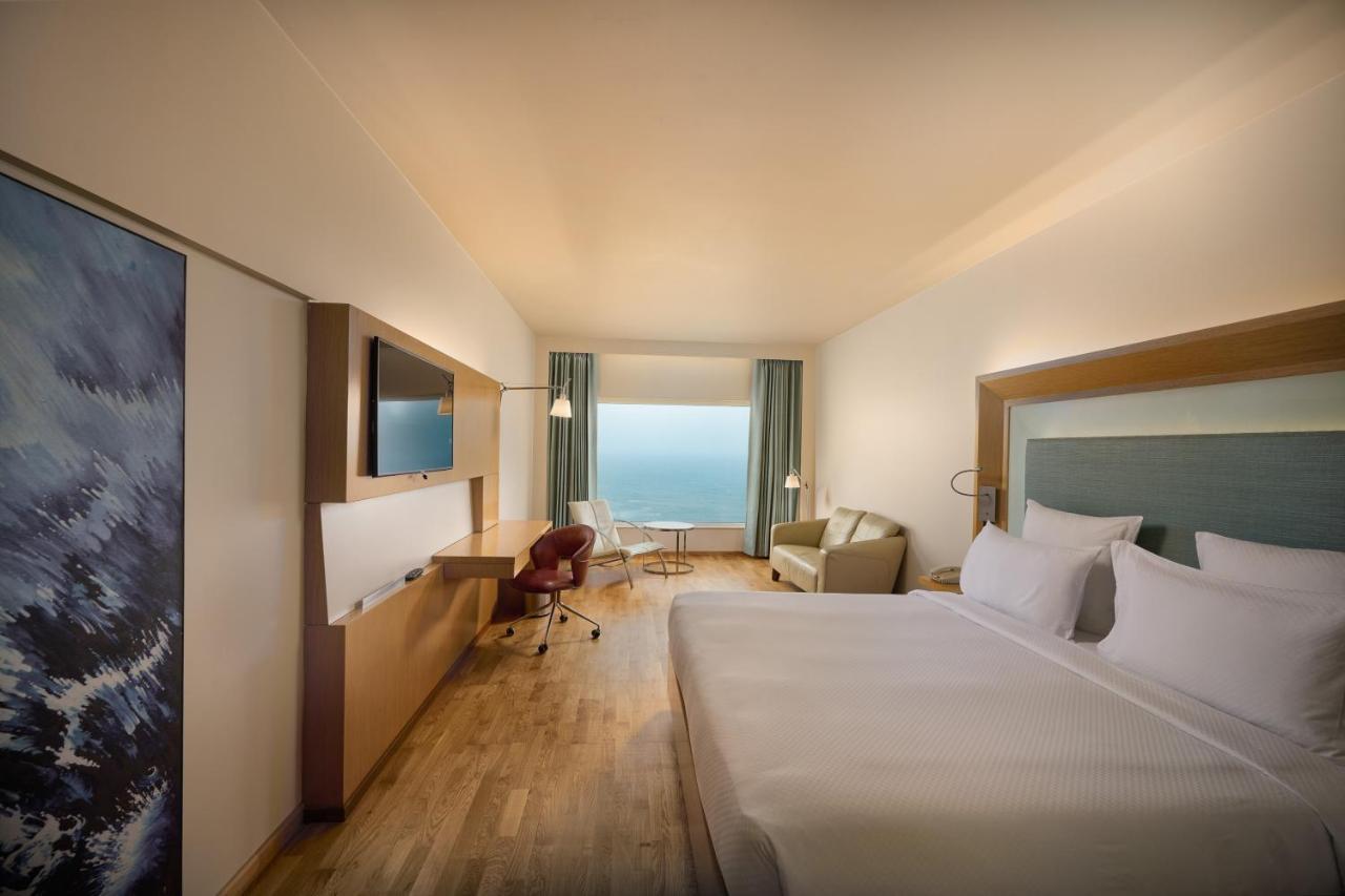 Hotel Novotel Varun 5*
