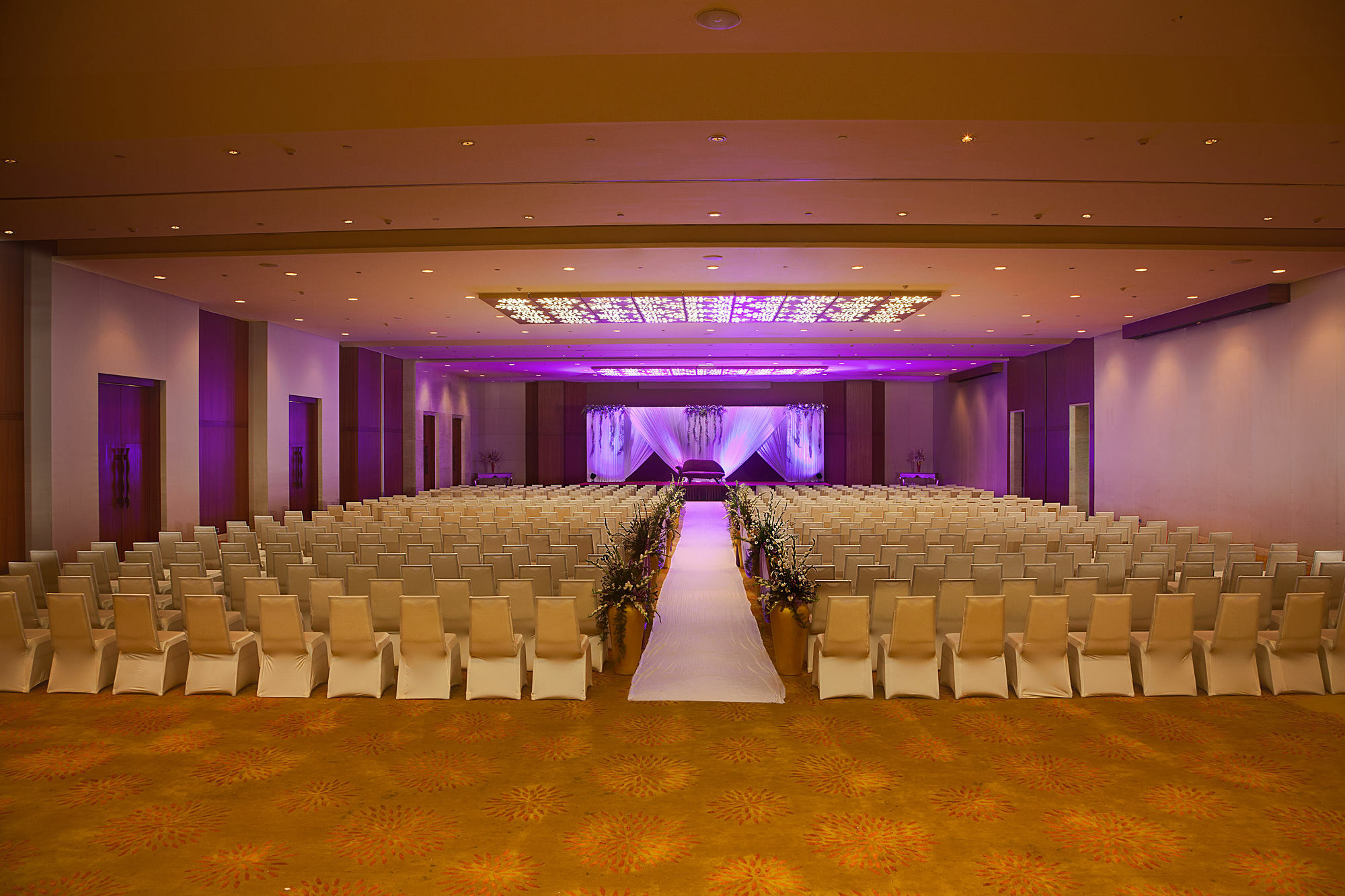 Hotel Novotel Varun