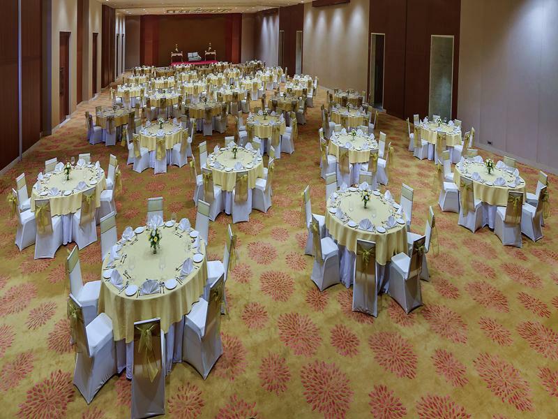 Novotel Varun Hotel Visakhapatnam