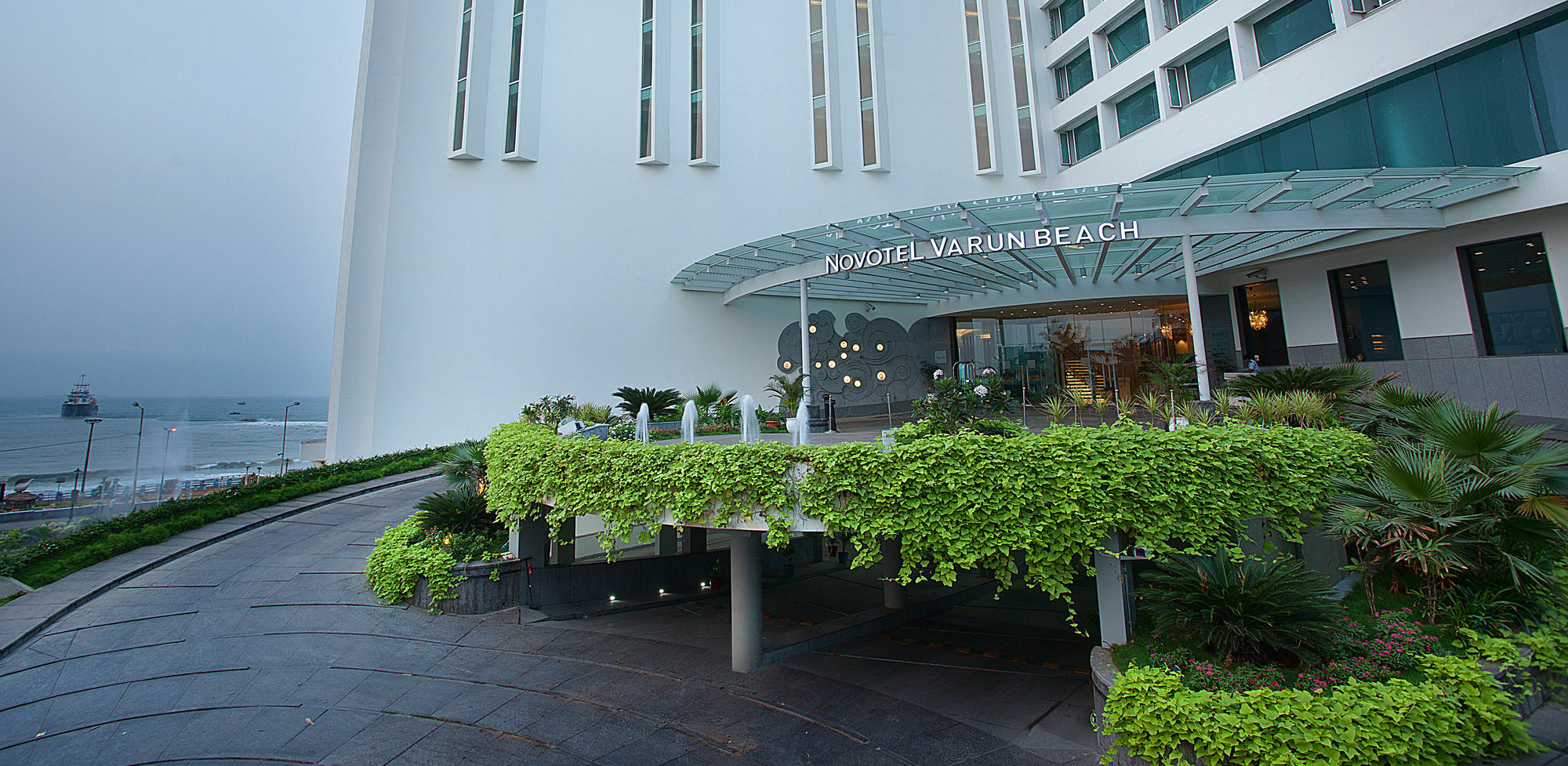 Novotel Varun Hotel Visakhapatnam